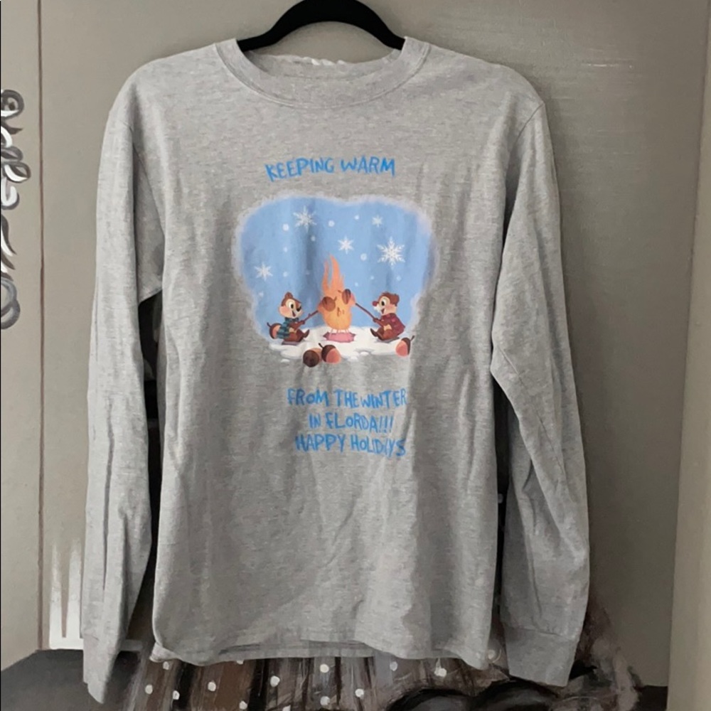 Hanes- Long sleeve Disney Tee
